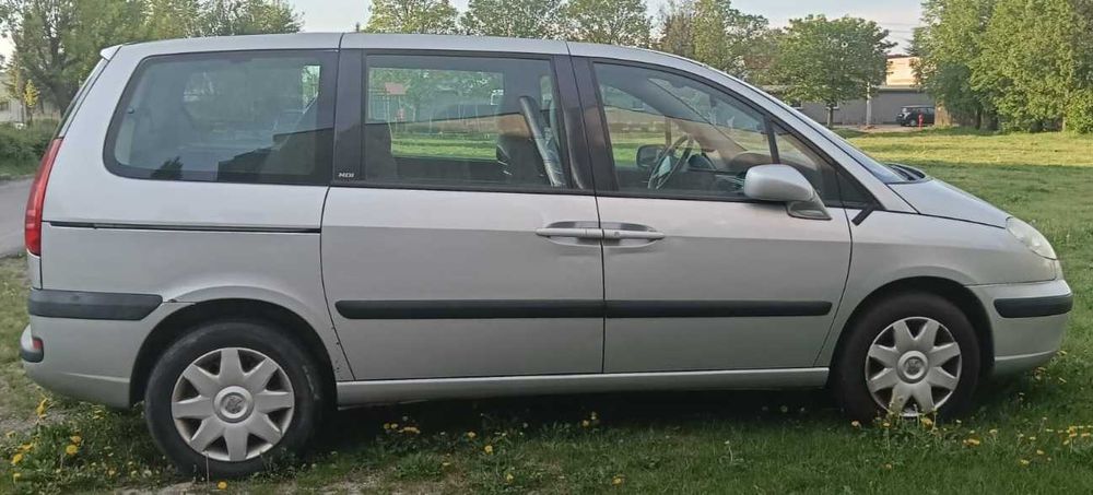 Peugeot 807 2008 photo 2