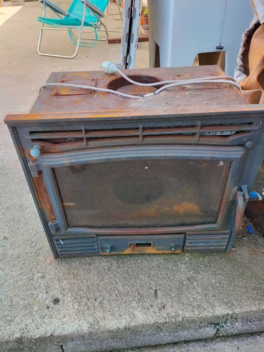 Salamandra de embutir