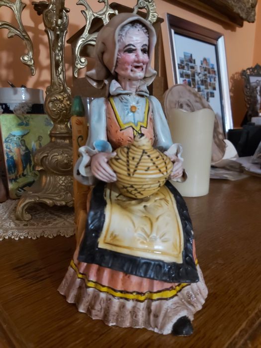 Figurka kolekcjonerska XXw.
