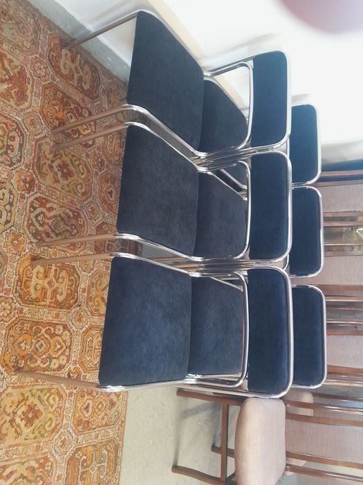 Krzesła 6 szt.lub więcej  65 złszt..