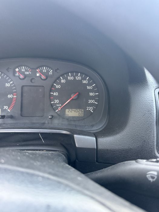 Volkswagen Golf — fotografia 7