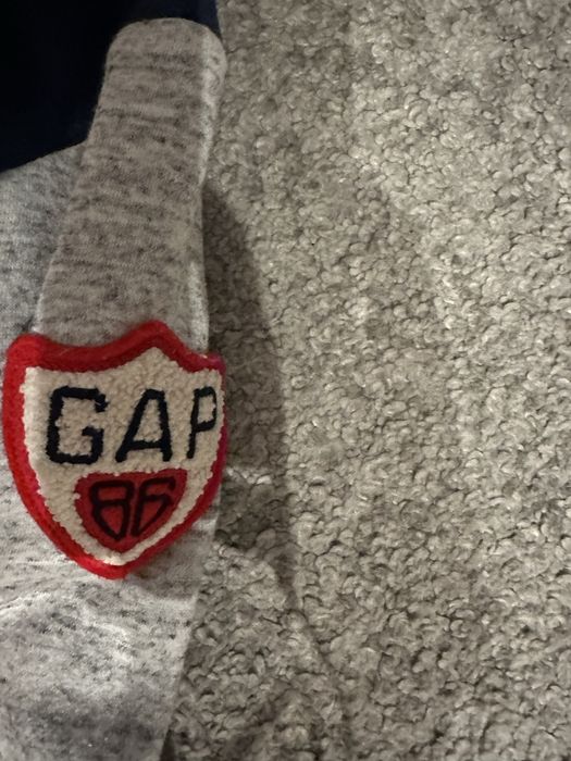 Sliczne bluzy GAP 120cm 2szt.