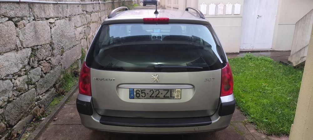 Peugeot 307 Break 1.4 16V Navtech