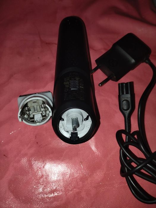 Vendo makina de Barbear Braun body com carregador