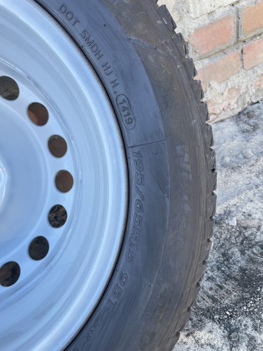 Зимня резина Hankook 195/65/R15 з дисками 5/112