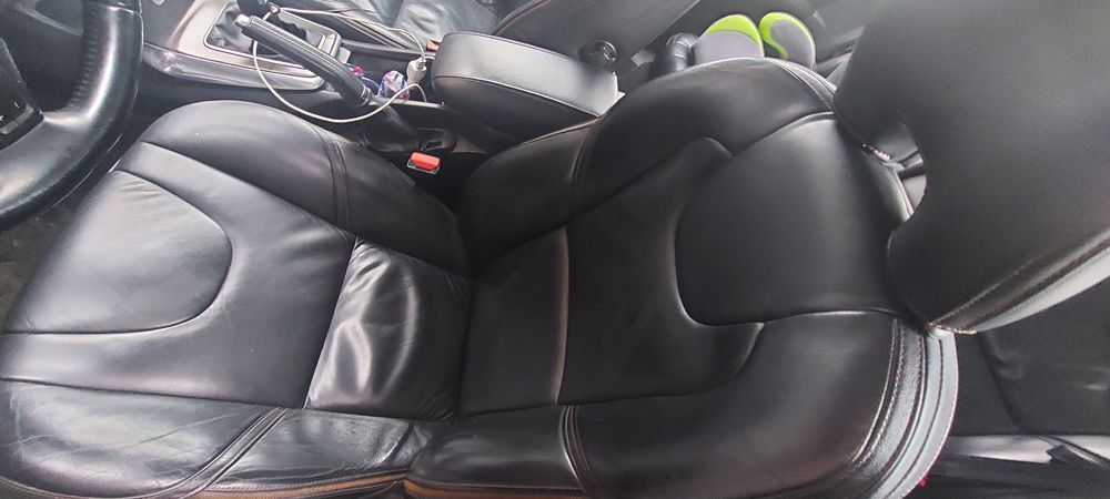 Volvo V40 cross country.