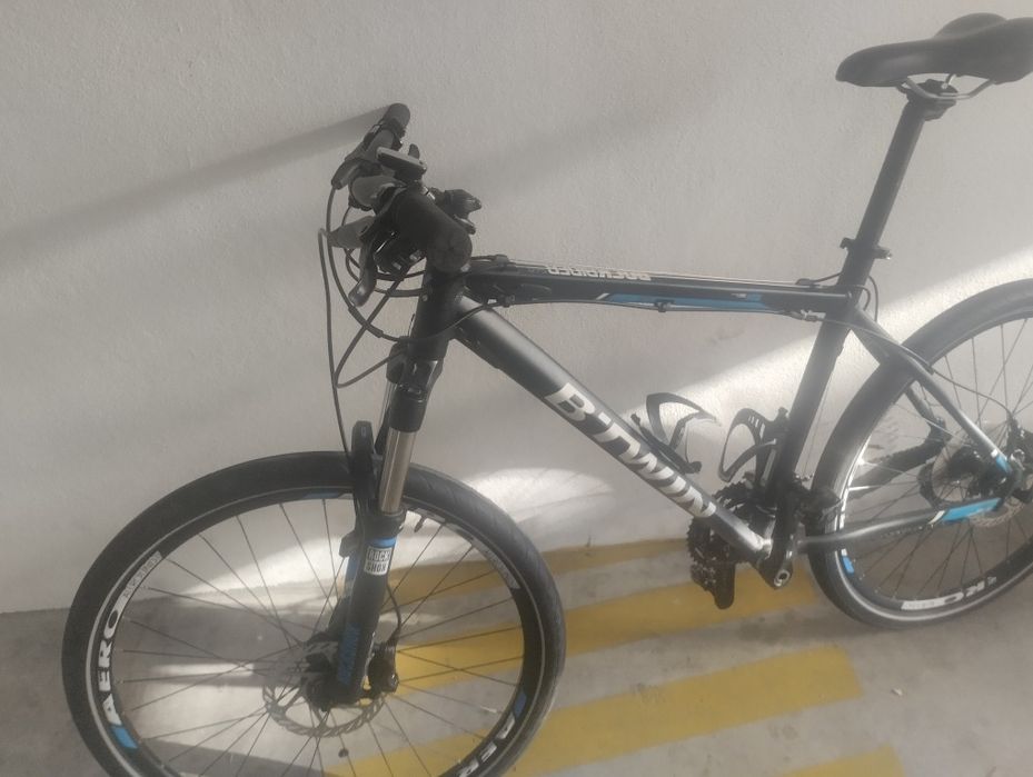 Bicicleta ROCKRIDER 550