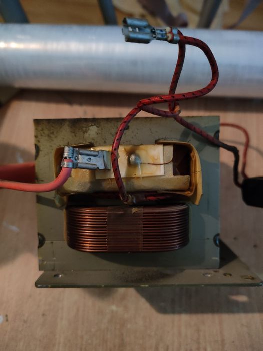 Transformator z mikrofalówki