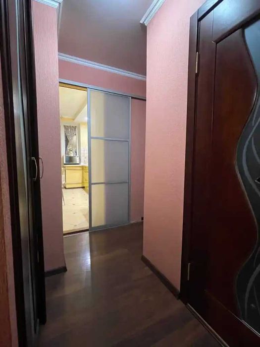 Продам 3к квартиру Тополь-1 Хороший кирпичный дом Правый берег