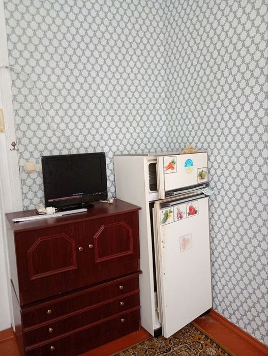 Сдам комнату в коммуналке.г.Сумы в районе Аграрного института.