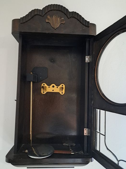 Gabinetowy zegar wiszący Junghans