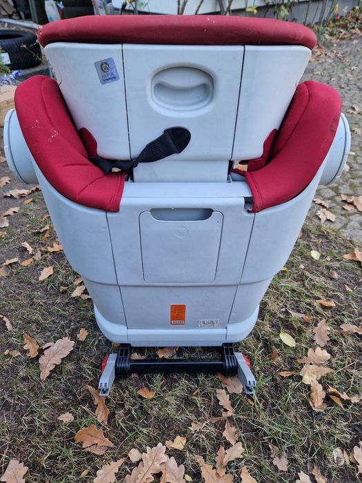 Fotelik dziecięcy Britax Römer Kidfix II XP SICT (15–36 kg)