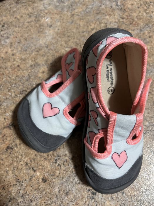 Продам дитячі тапочки у садочок /дім Weestep 30 розмір