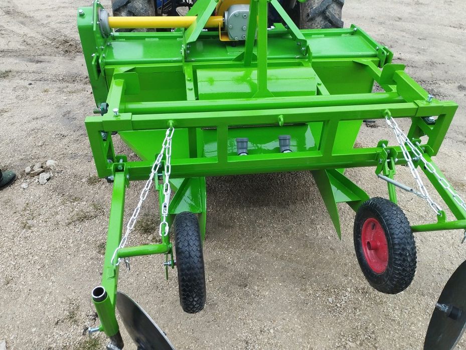 Шнековий Грядуутворювач