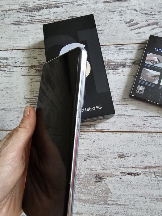 Мобільний телефон Samsung Galaxy S21 Ultra 12/256 GB Phantom Silver (S