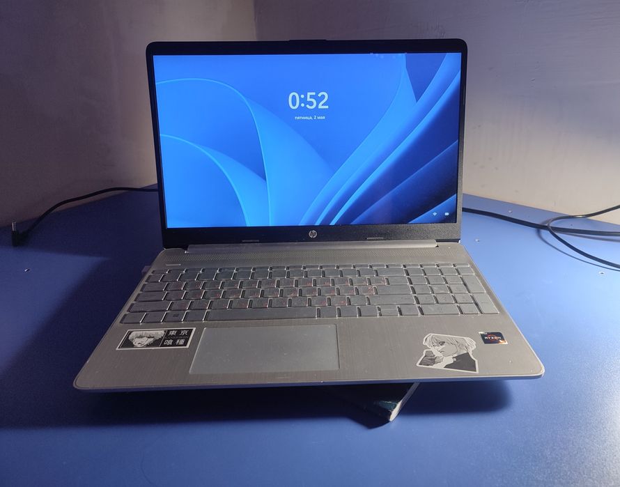 Класний офісний ноутбук HP з сенсорним екраном