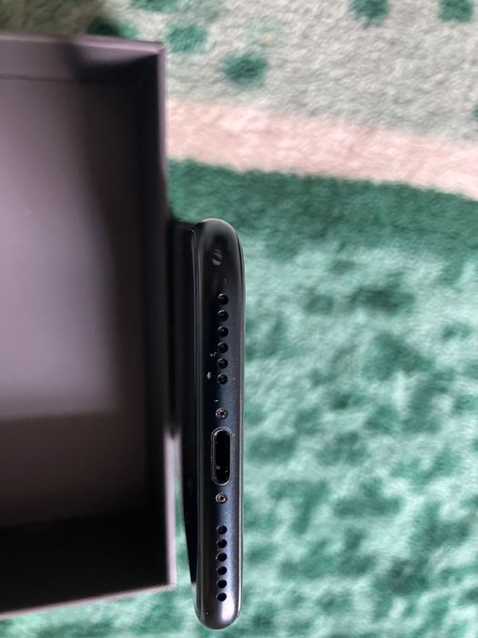 Apple iphone SE 3rd gen 2022 64 gb neverlock акумулятор 92%