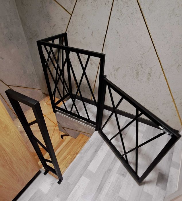 Schody zabiegowe stal drewno balustrada loft dolnośląskie