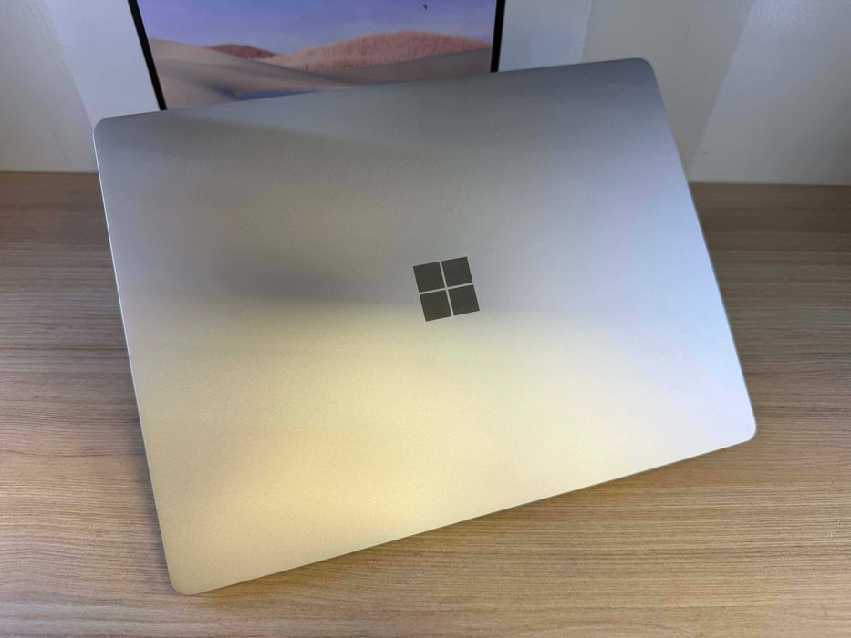 Laptop Microsoft Surface Laptop Go i5 / 4GB / 64GB