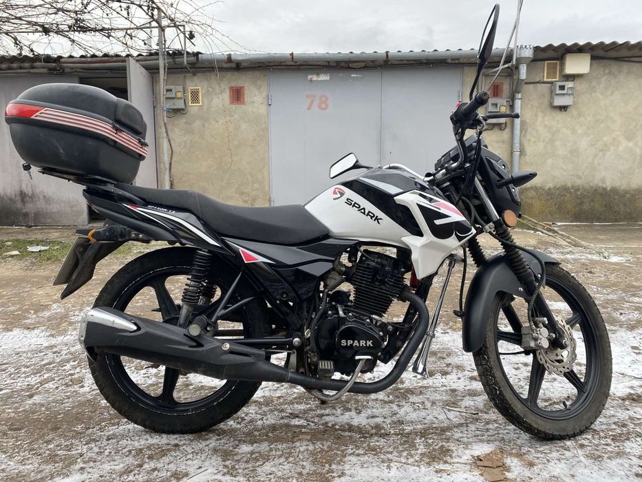 Продам мотоцикл Spark SP150R-13