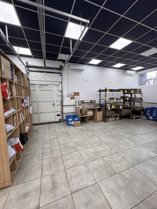 Комерційне приміщення в центрі міста