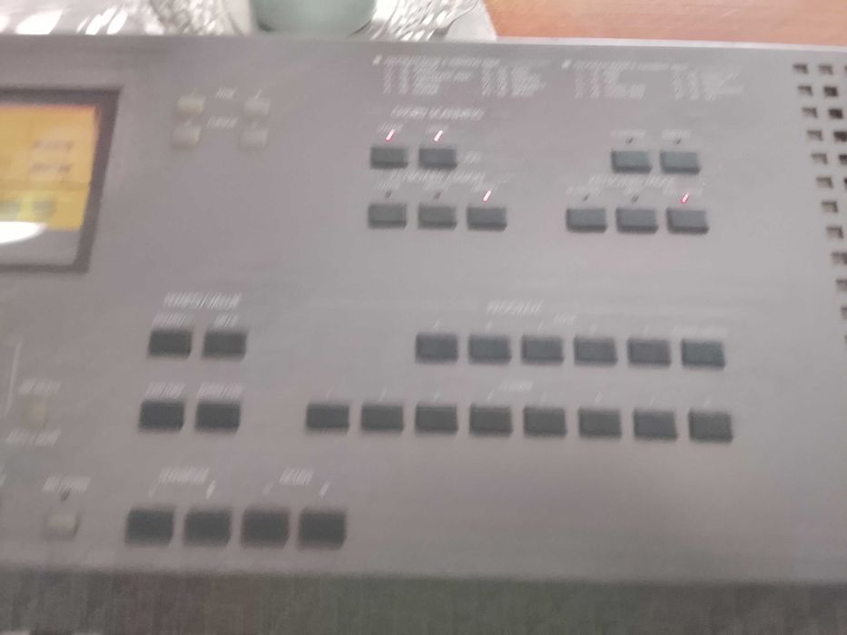 Órgão Korg is50 como novo