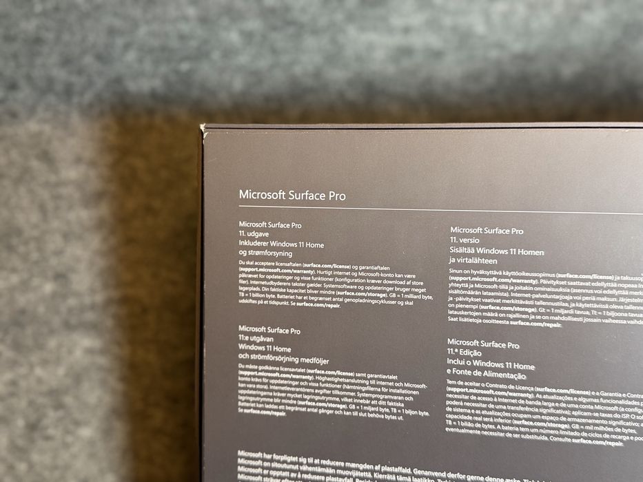 Microsoft Surface Pro Snapdragon X Plus *NOVO*