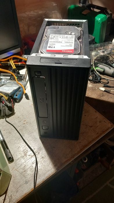 Komputer ddr4 g4560 mini itx