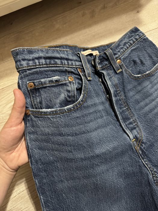 Джинси Levis s-m
