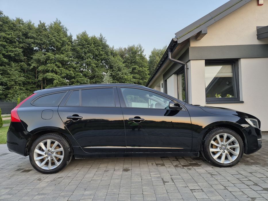Volvo V60 D4 163KM 5 Cylindrów