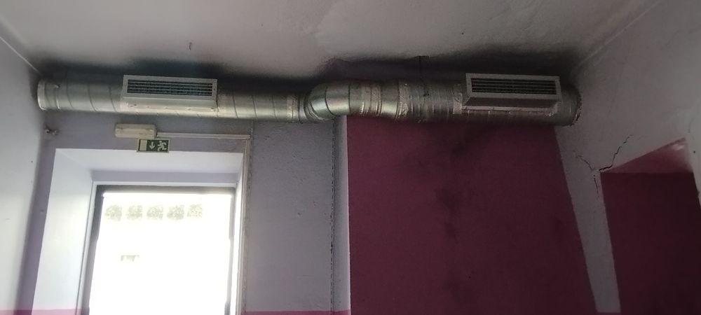 Vendo extrator de fumos com pouco. Uso