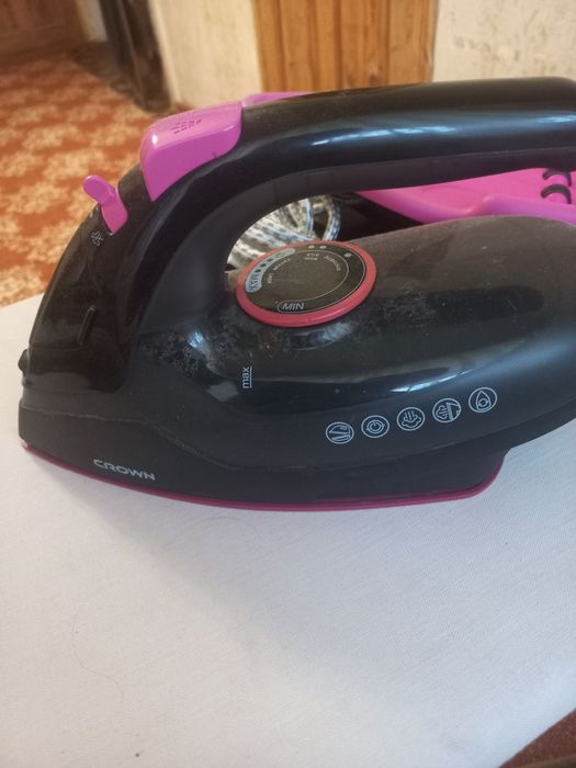 Утюг безпроводной