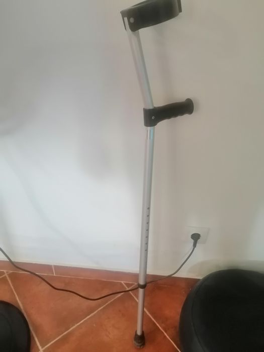 Muleta para ajudar no caminhar
