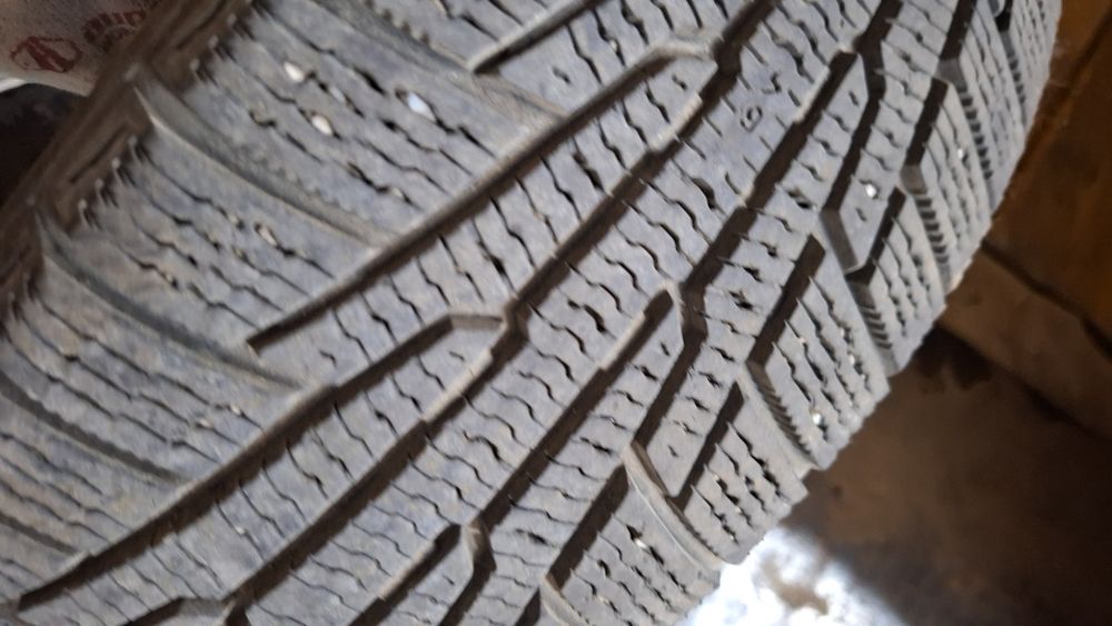 Шини  185/60 R15