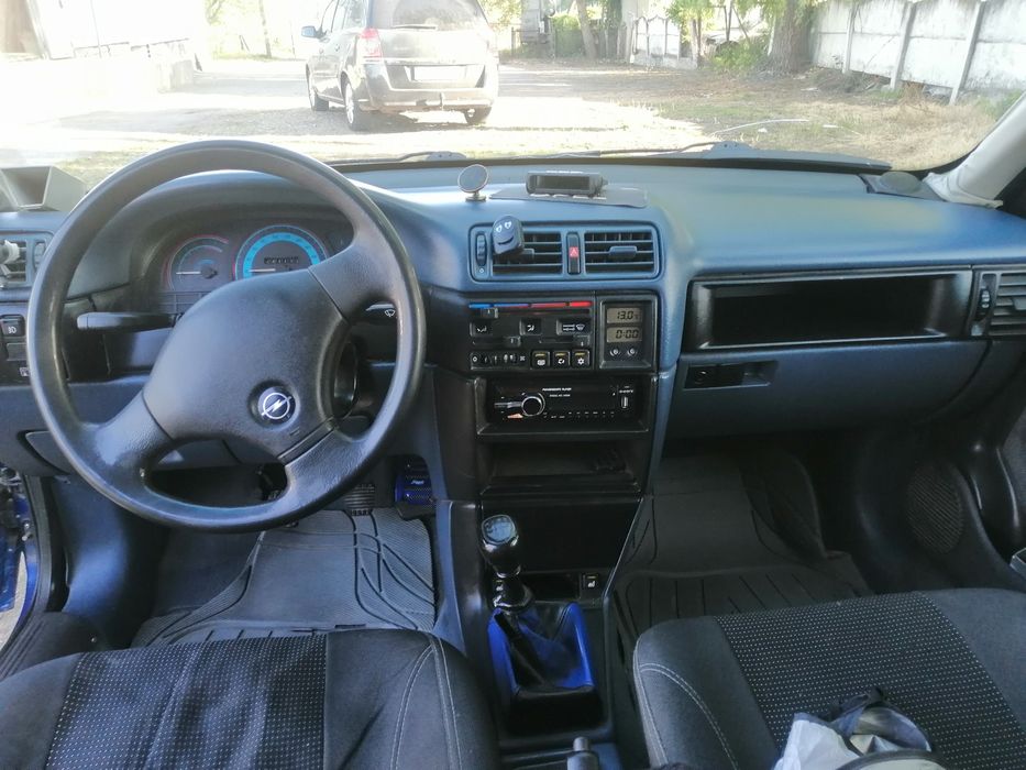 Opel Vectra A 2.0 газ/Бензин