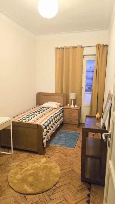Quarto em moscavide