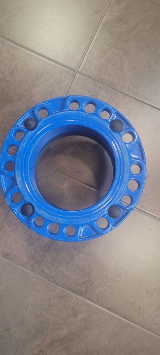 Łącznik rurowo-kołnierzowy DN 200 AVK typ603