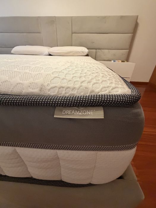 Vendo Cama + Mesinhas + Colchao Jysk =800€