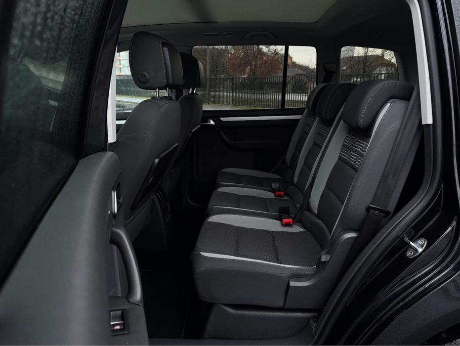 Volkswagen Touran 2.0 Дизель 2014 рік