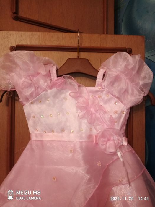 Нарядне платтячко для дівчинки 2-3р.