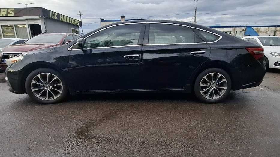 Аренда авто -Toyota Avalon 2016 г. Киев