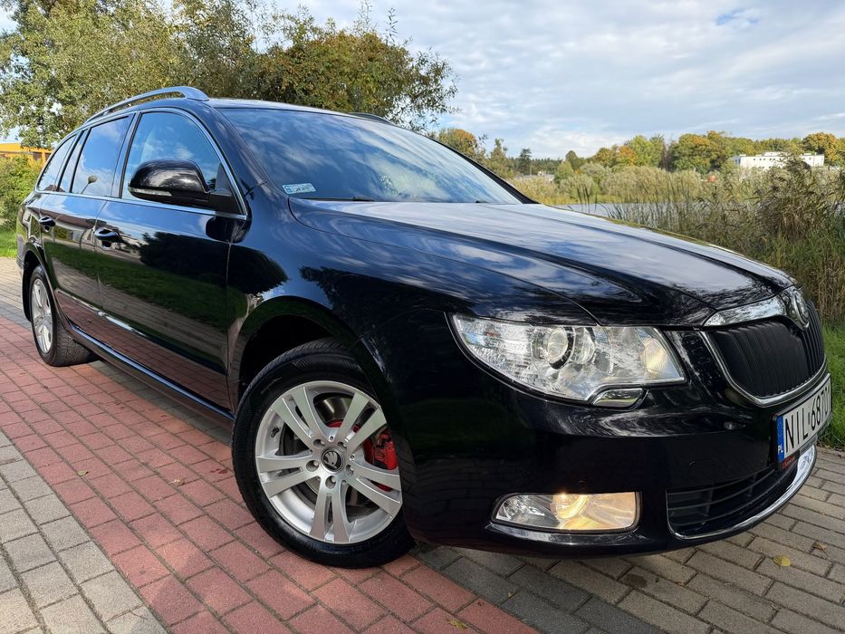 Skoda Superb * Xenon * NAVI * Klimatronic * 2.0 140 DSG * El klapa