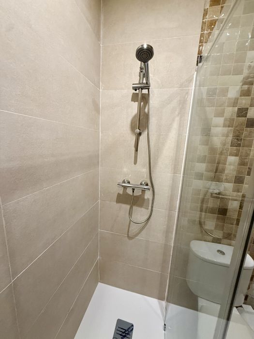 Quarto duplo, com pequeno espaco exterior privado
