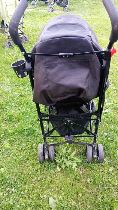 Wózek spacerowy typu parasolka moolino