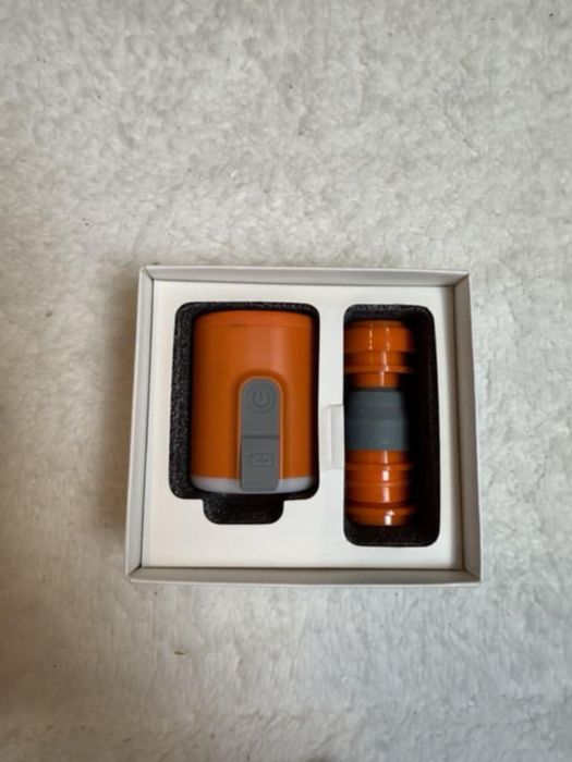 Mini pompka z latarka