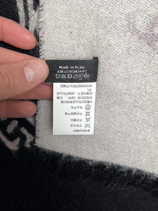 Жіночий кашеміровий шарф chanel