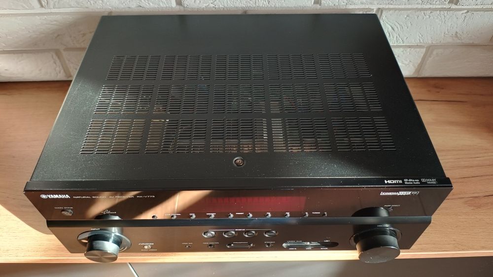 Amplituner Yamaha RX-V773