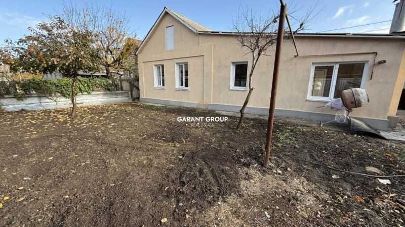 Будинок з ремонтом / Хаджибейський район