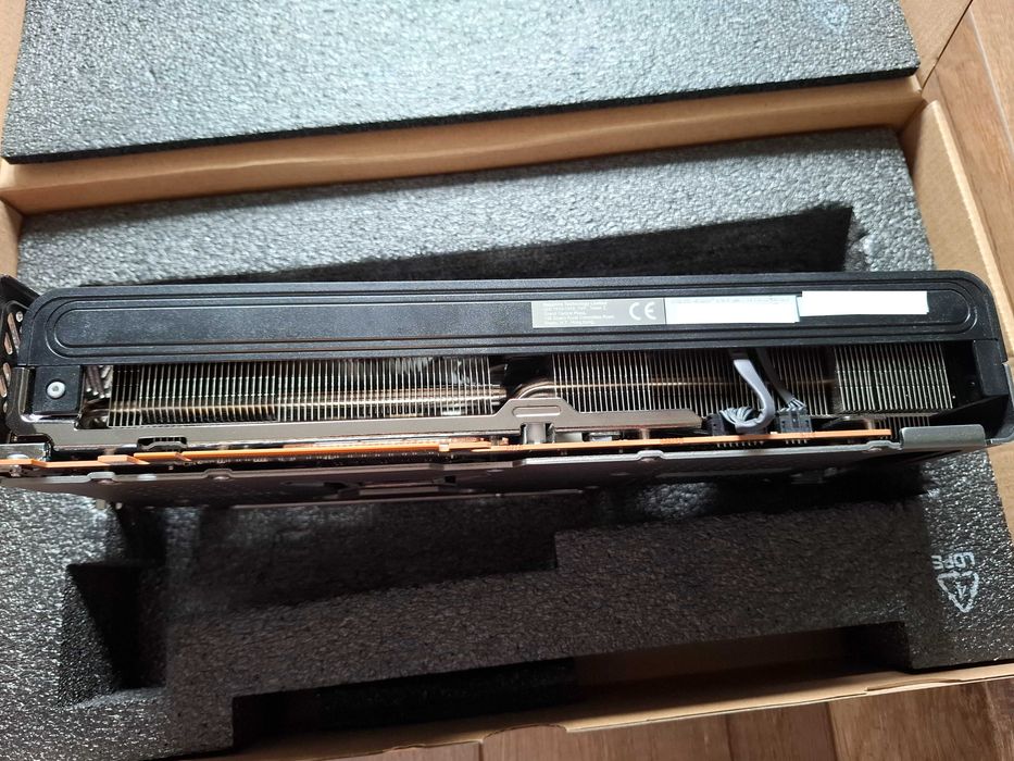 Sapphire Nitro+ Radeon RX 7800 XT 16 GB – gwarancja, komplet, stan idealny