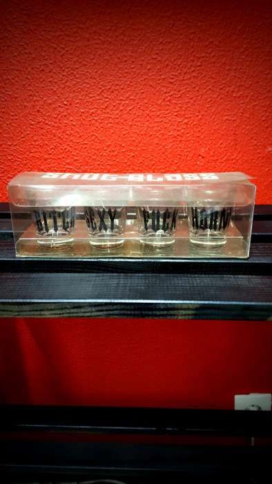 4 Copos de Shot441986046294108160